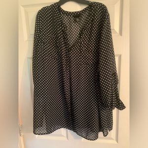Lightweight polkadot, work shirt, size 22/24